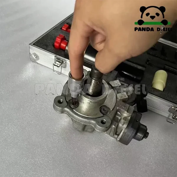 أدوات إصلاح مضخة الوقود عالية الضغط من نوع Bosch CP4 ذات السكة المشتركة لسيارات VW Amarok وGolf وTransporter بأرقام القطع 0445010542 0445010512 0445010559 0445010525 0445010545 504342423