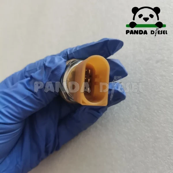 حساس ضغط قضيب الوقود 03l906054