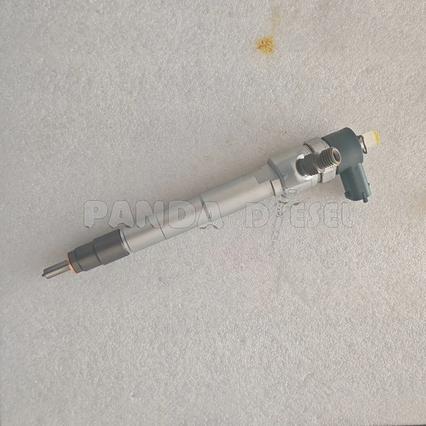 حاقن Common Rail لسيارة GAZ Gazelle Sobol 2.8 TD ISF2.8 0445110376 0445110594 0445110808 5258744 صنع في الصين