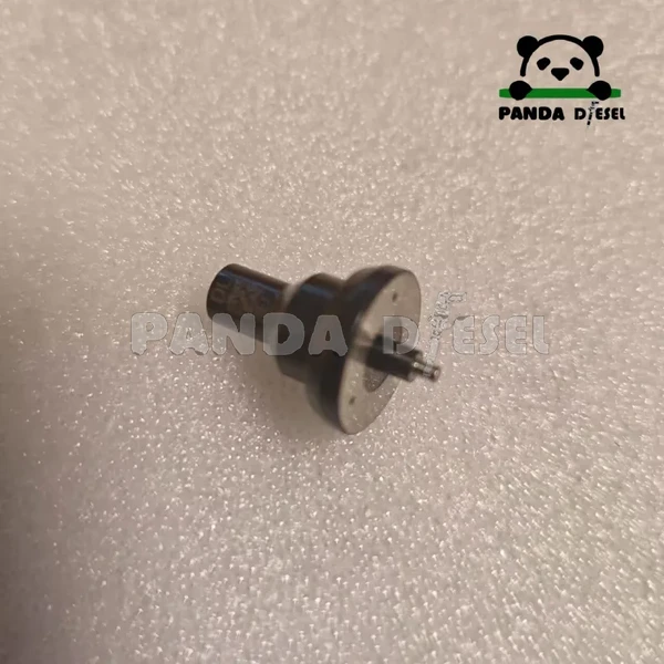 فوهة حاقن ديزل KM202 رقم 4902924 لحاقن M11 رقم 4902921